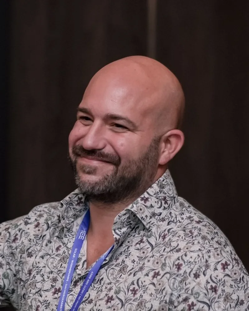 Sofien Chahed, Gebietsleiter